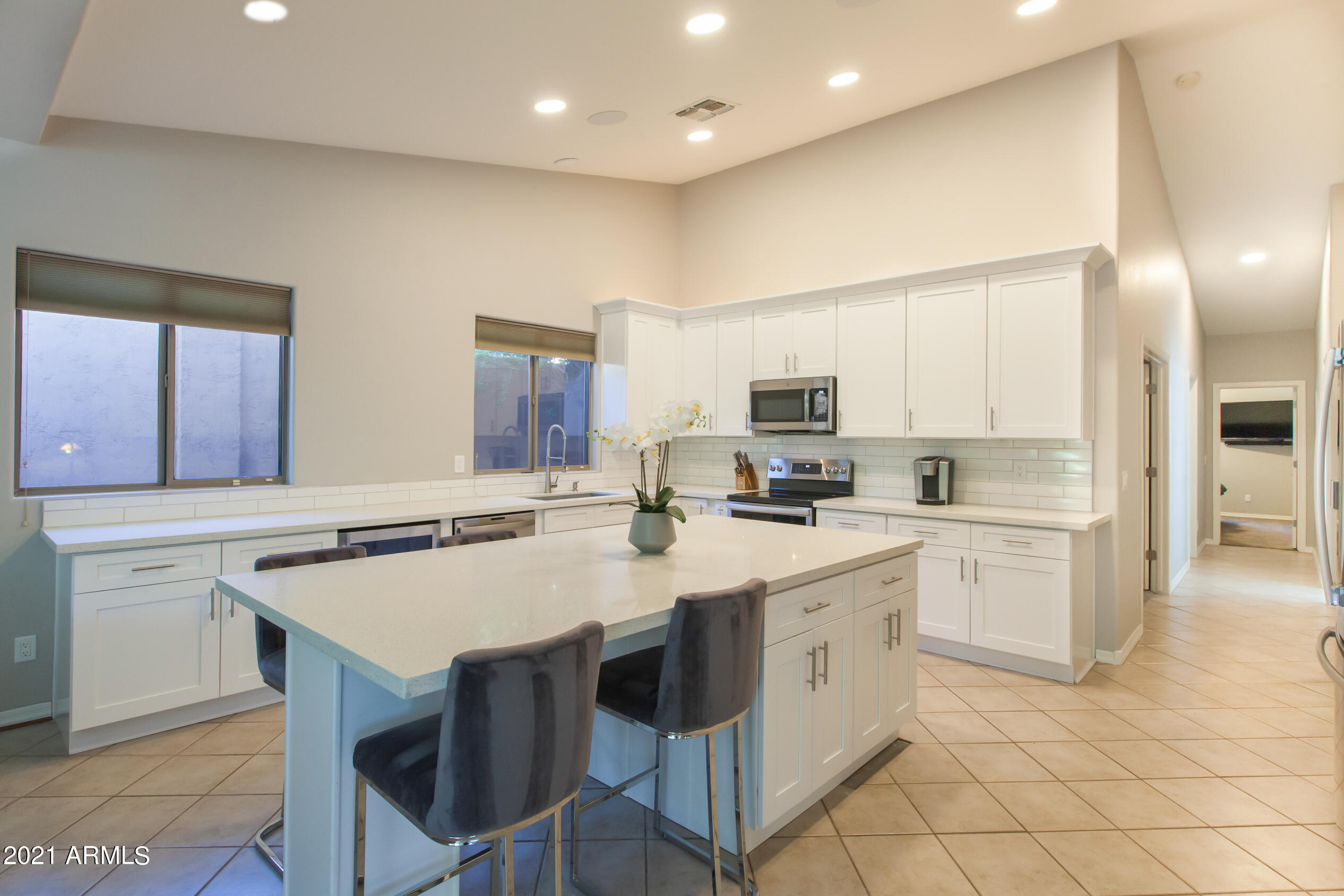 7446 East Glenn Moore Road Scottsdale, AZ 85255 - Photo 6 of 32 Kitchen