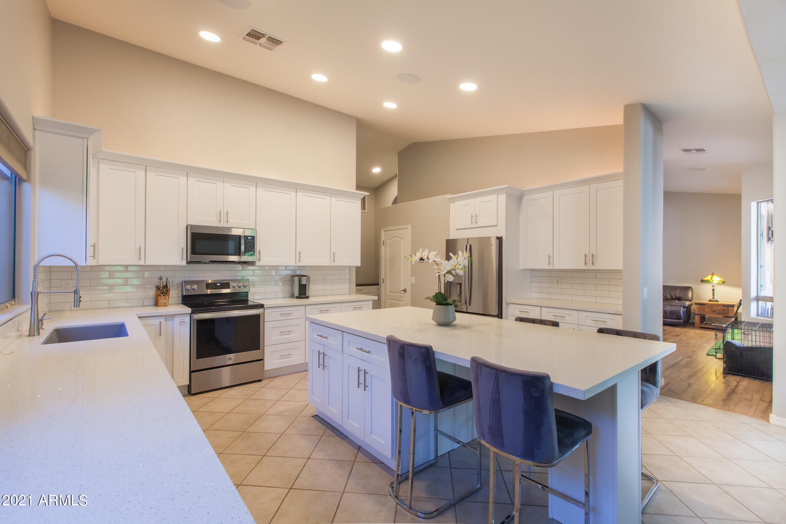 7446 East Glenn Moore Road Scottsdale, AZ 85255 - Photo 7 of 32 Kitchen2