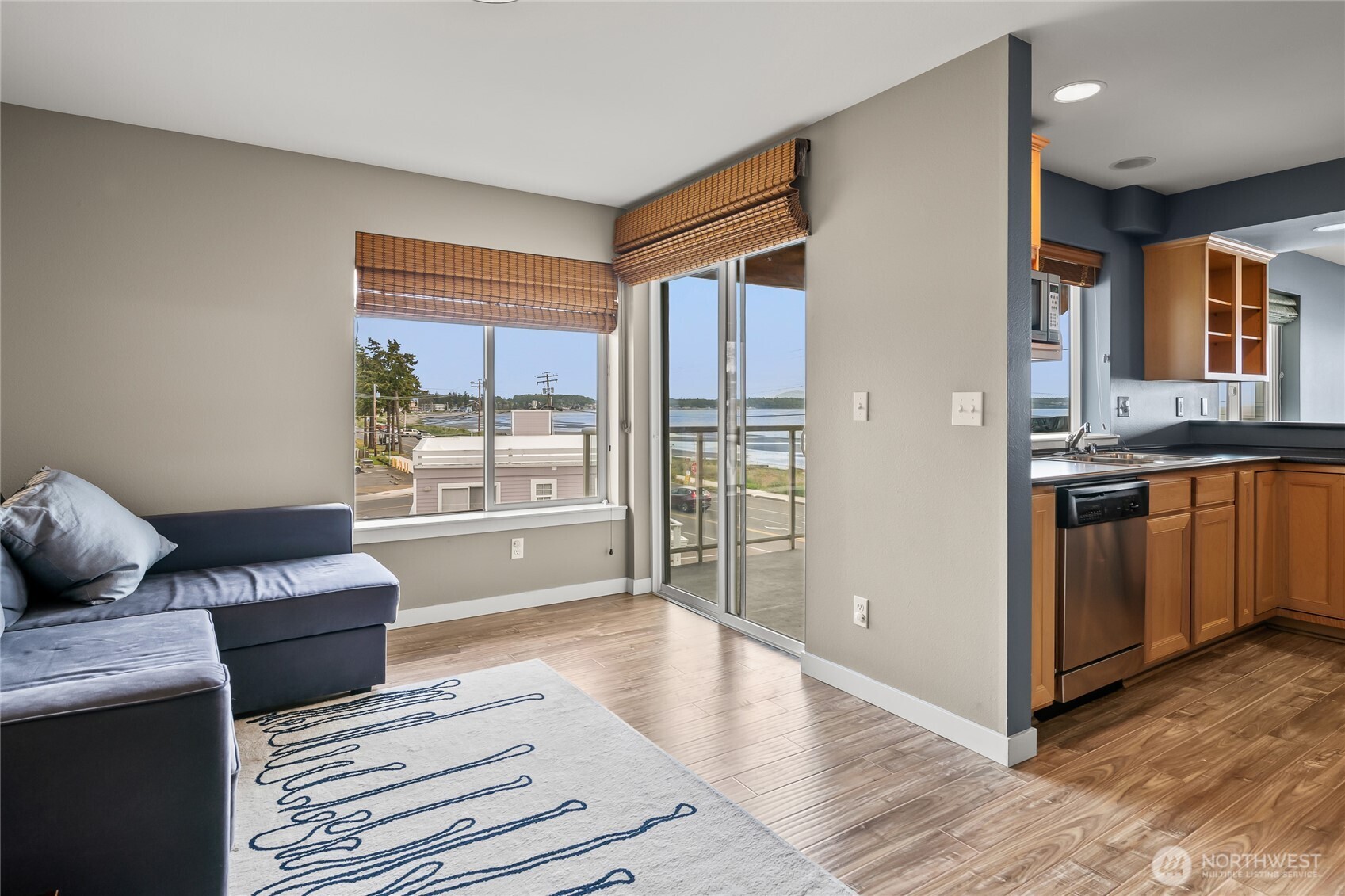 8075 Harborview Road, Unit 301 Blaine, WA 98230 - Photo 5 of 39 Gallery Image 5