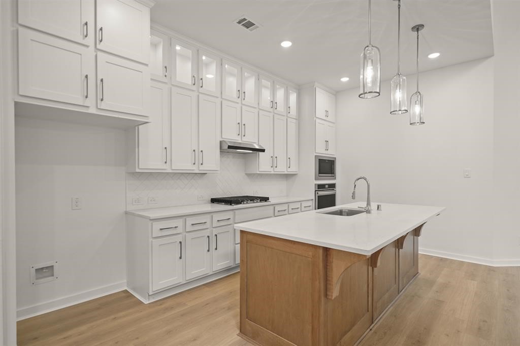 332 Fields Lane Montgomery, TX 77316 - Photo 8 of 26