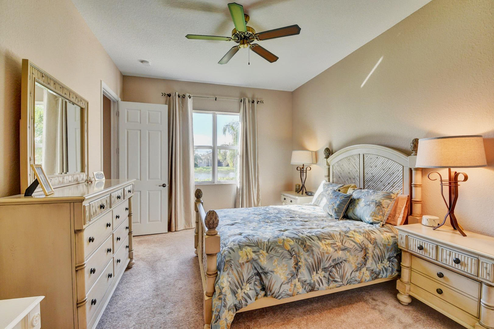 9115 Clearhill Road Boynton Beach, FL 33473 - Photo 18 of 56 36_dsc_5765_6_7_8_9_HDR