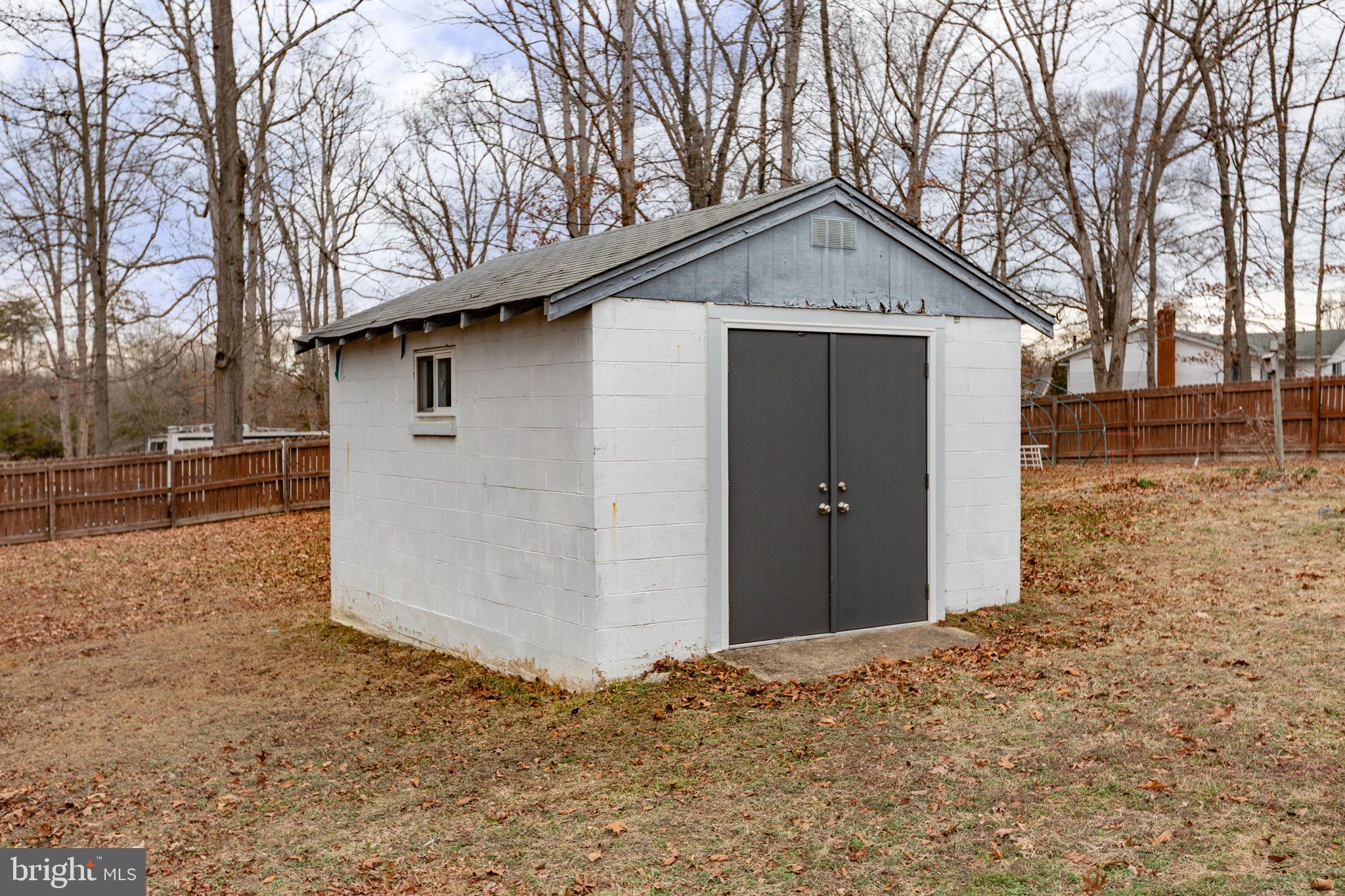 80 Ferry Road Fredericksburg, VA 22405 - Photo 38 of 39 a view of a house with a yard