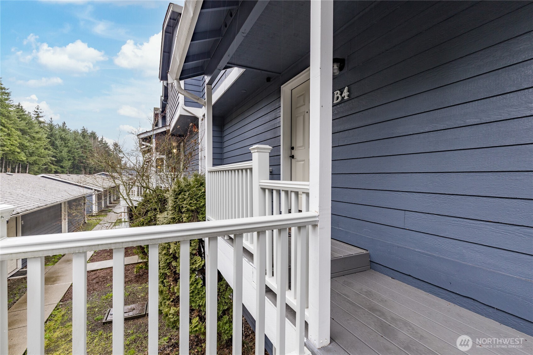 3939 10th Street Southeast, Unit B4 Puyallup, WA 98374 - Photo 20 of 25 a view of a house with a balcony