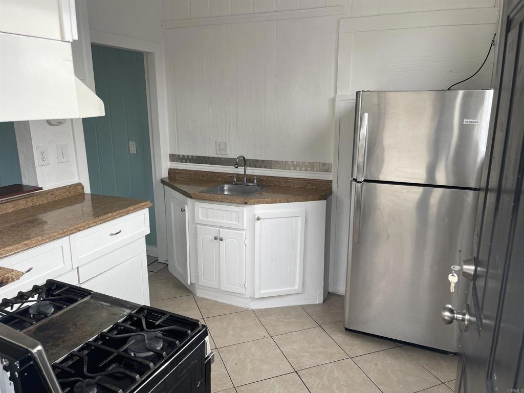 216 East Mission Road, Unit C Fallbrook, CA 92028 - Photo 2 of 8