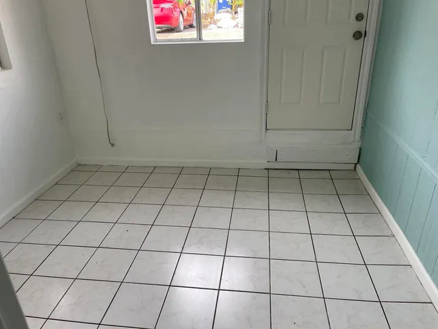 $1,500 | 216 East Mission Road, Unit C, Fallbrook, CA 92028