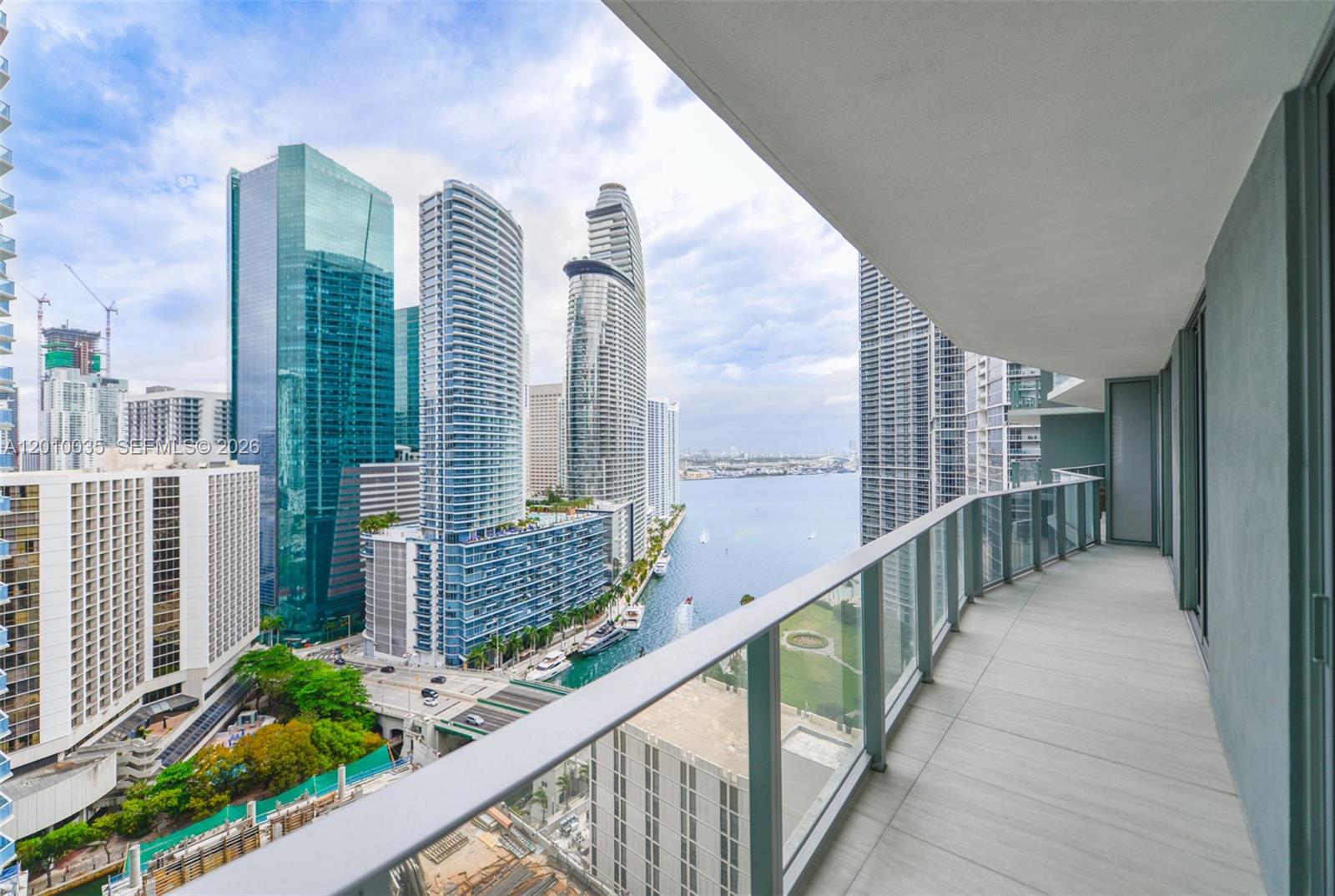 77 Southeast 5th Street, Unit 2603 Miami, FL 33131 - Photo 33 of 67
