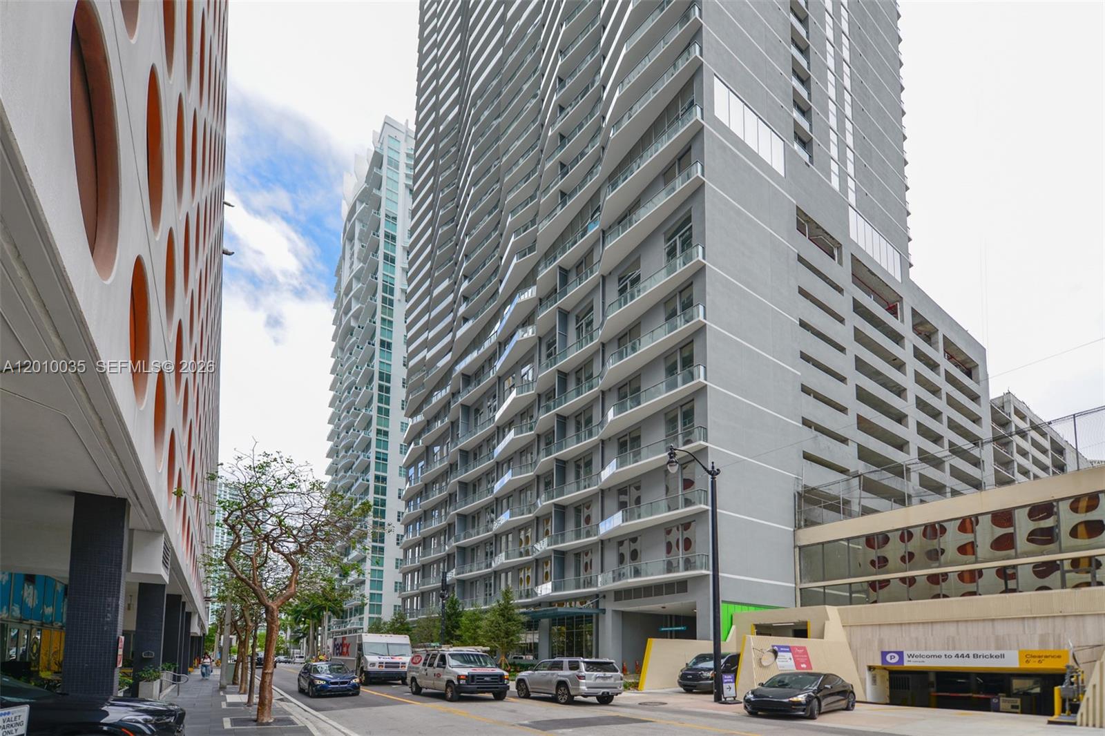 77 Southeast 5th Street, Unit 2603 Miami, FL 33131 - Photo 67 of 67 a building view
