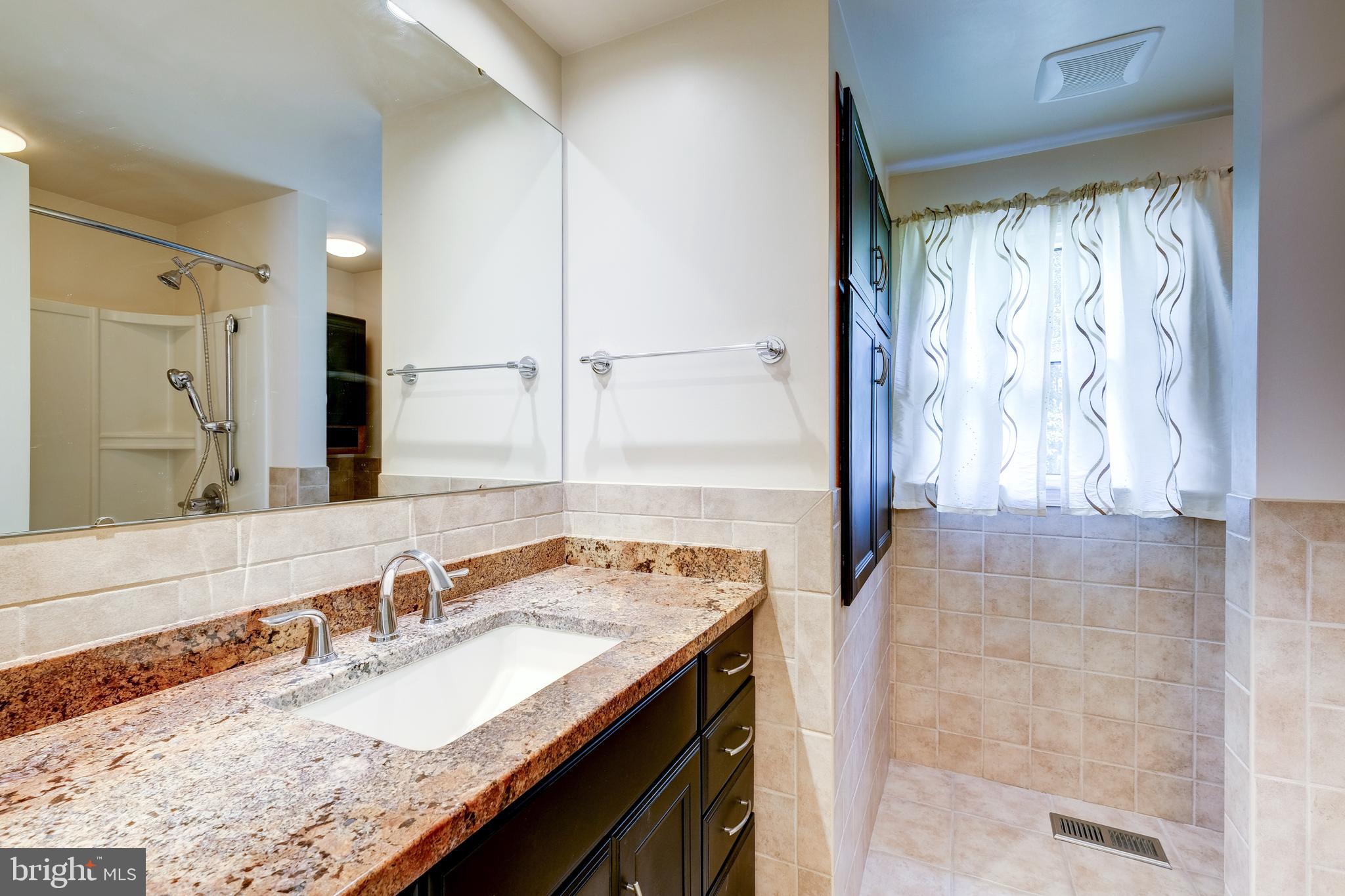 1681 Exeter Road Westminster, MD 21157 - Photo 12 of 24 Hall bath