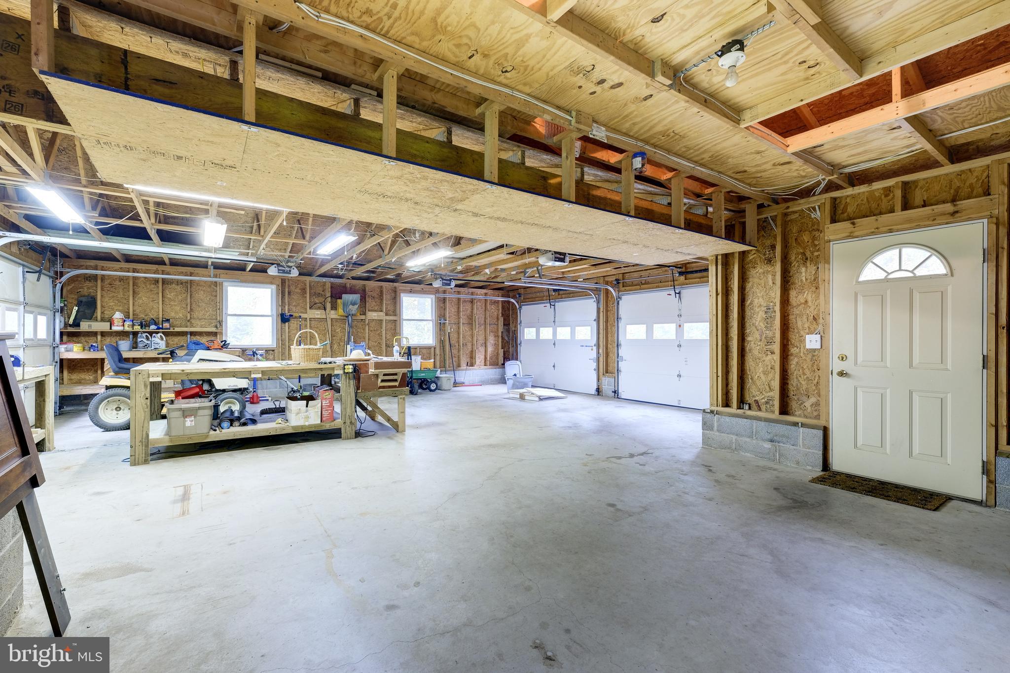 1681 Exeter Road Westminster, MD 21157 - Photo 20 of 24 Huge Garage