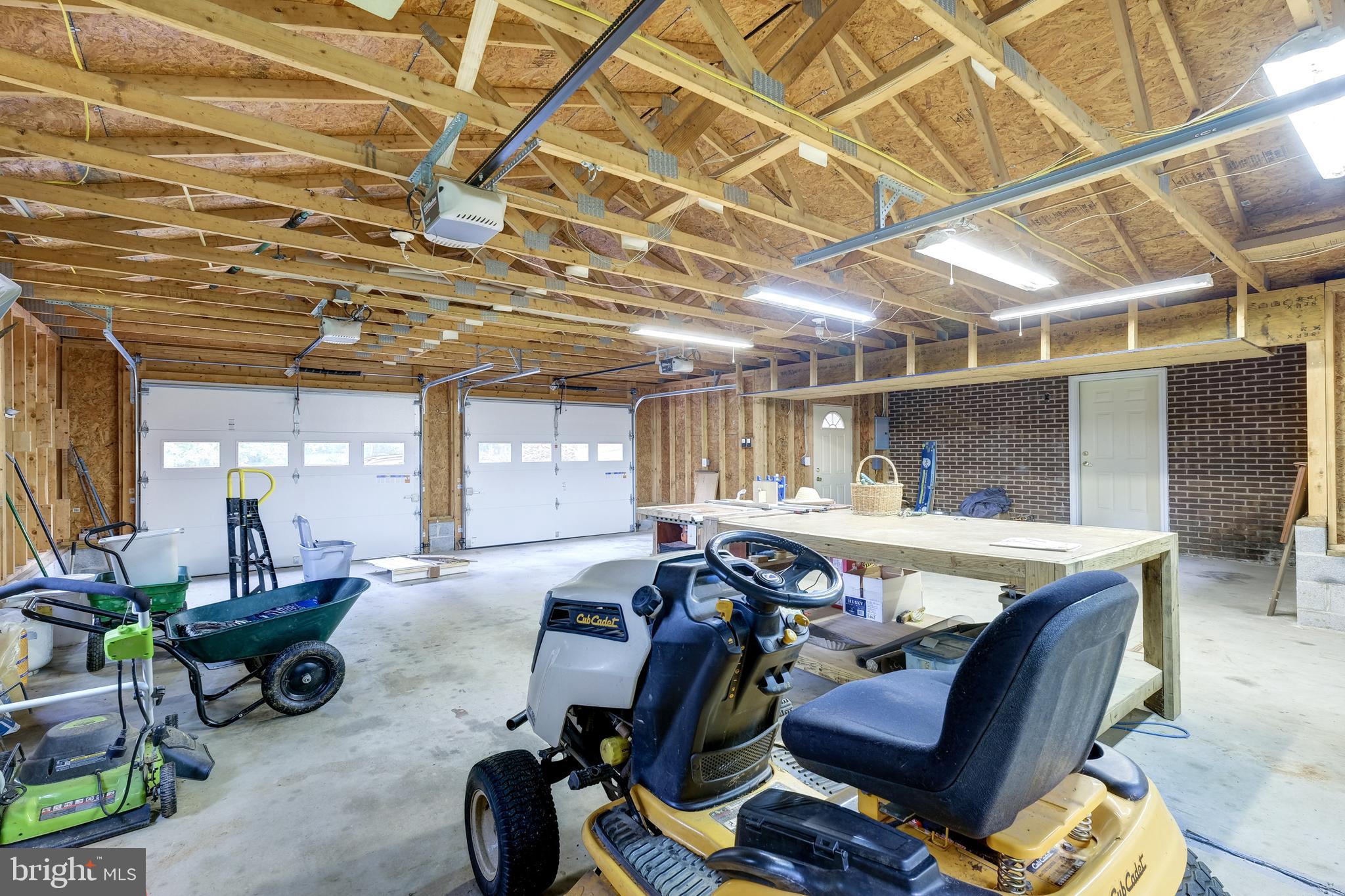 1681 Exeter Road Westminster, MD 21157 - Photo 22 of 24 Huge Space with Access from the Front and Rear!