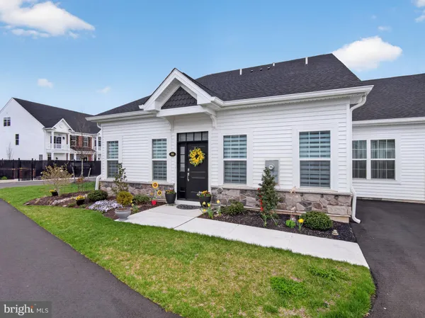 $529,000 | 83 Cedar Circle, Levittown, PA 19055