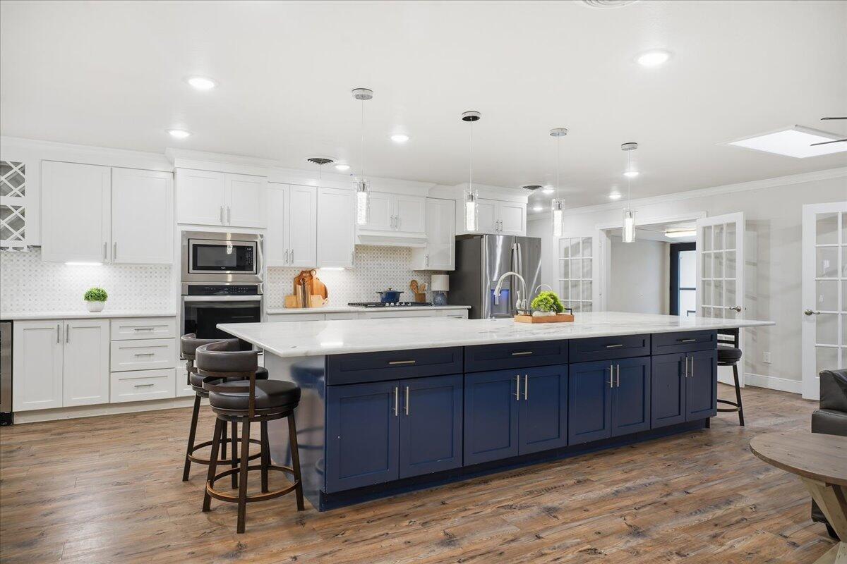 3808 61st Street Lubbock, TX 79413 - Photo 2 of 30 kitchen