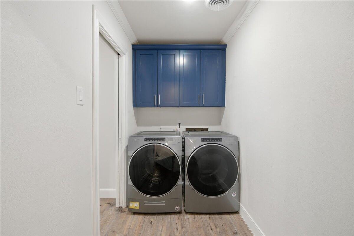 3808 61st Street Lubbock, TX 79413 - Photo 26 of 30 washer and dryer