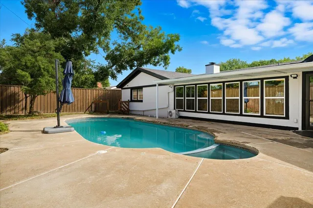 $425,000 | 3808 61st Street, Lubbock, TX 79413