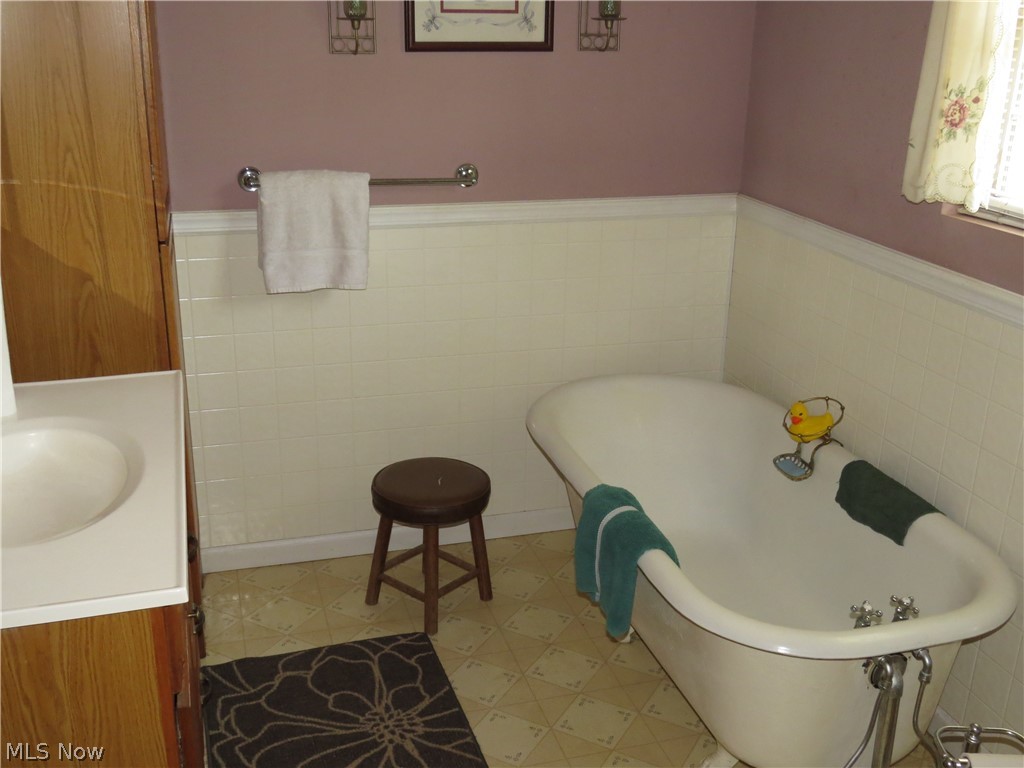 7089 Dial Road Southwest Carrollton, OH 44615 - Photo 30 of 32 Gallery Image 30