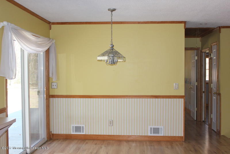 101 Brown Road Howell, NJ 07731 - Photo 8 of 21 IMG_1636