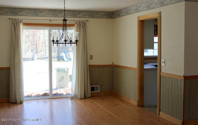 101 Brown Road Howell, NJ 07731 - Photo 9 of 21 IMG_1592