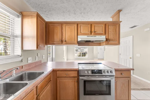 $2,500 | 133 White Cap Way, Panama City Beach, FL 32407