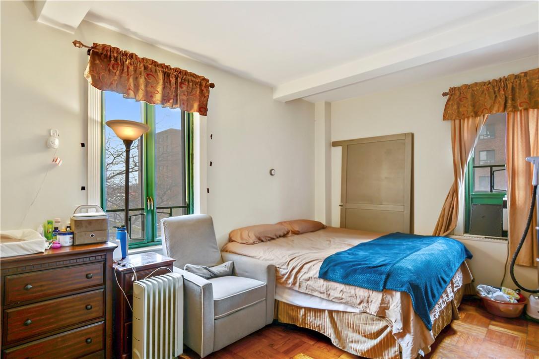 1595 Unionport Road, Unit 3H Bronx, NY 10462 - Photo 1 of 1