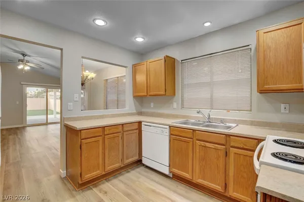 $2,095 | 59 Prairie Dog Drive, Henderson, NV 89074