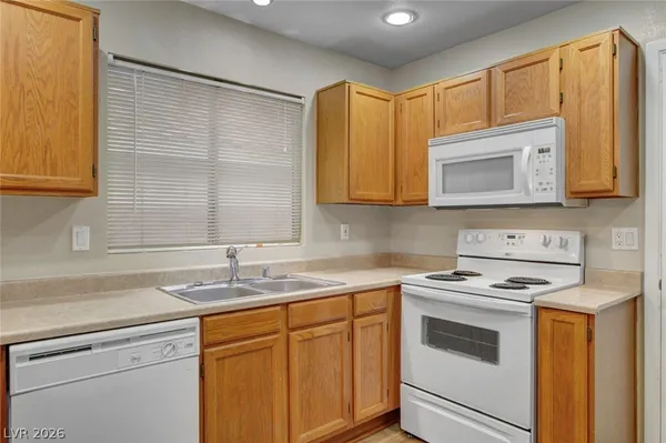 $2,095 | 59 Prairie Dog Drive, Henderson, NV 89074