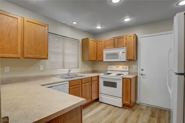 $2,095 | 59 Prairie Dog Drive, Henderson, NV 89074