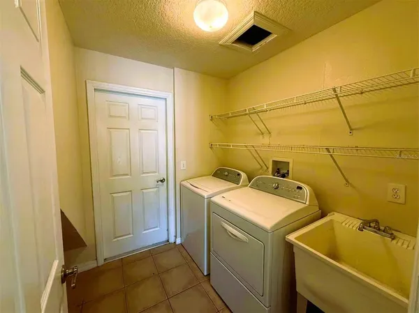 $3,400 | 14139 Sapphire Bay Circle, Orlando, FL 32828