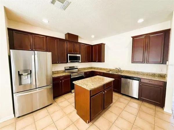 $3,400 | 14139 Sapphire Bay Circle, Orlando, FL 32828