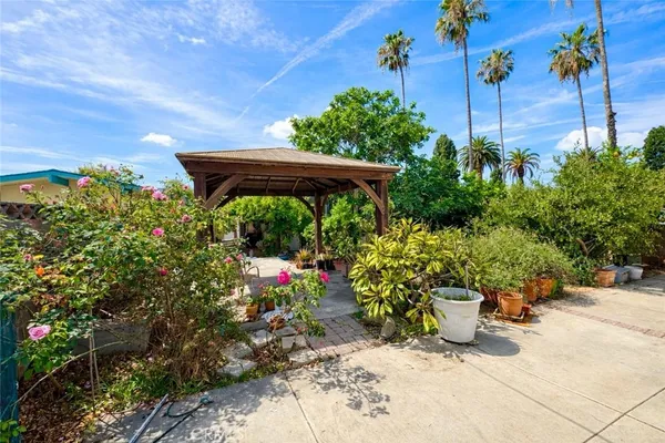 $1,570,000 | 3602-3604 Pine Avenue, Long Beach, CA 90807