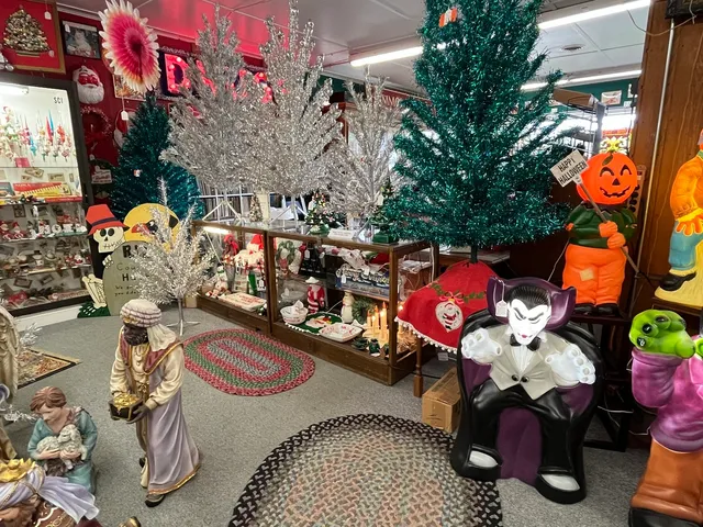 a view of dinning table and chairs in patio
