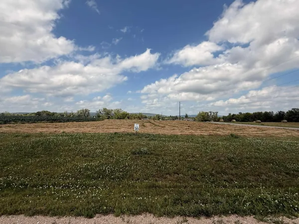 $99,000 | Lot 30 Diane Kay, Merrimac, WI 53561