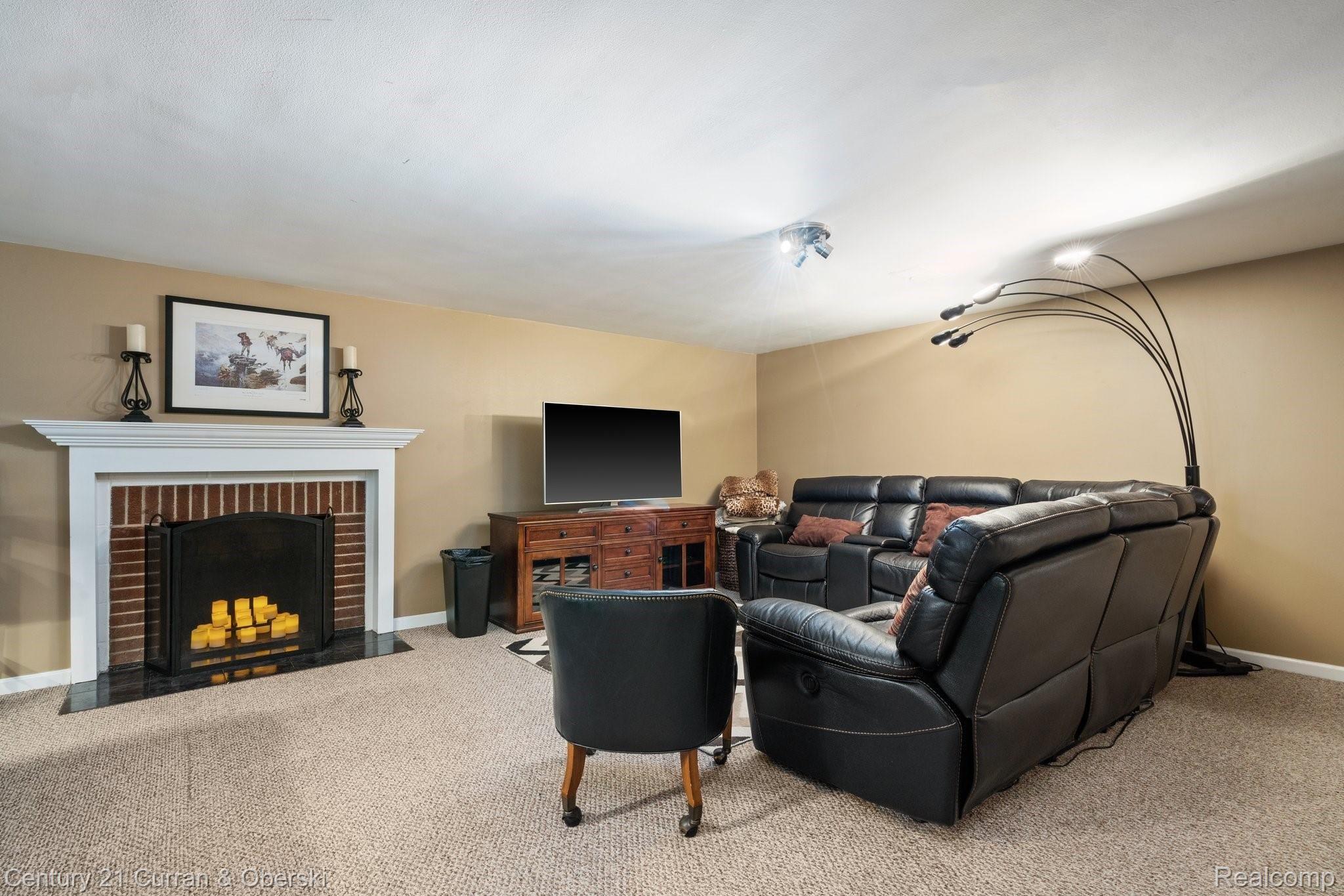 6430 Apple Orchard Lane Rochester, MI 48306 - Photo 36 of 64 40-web-or-mls-_DSC9022.jpg