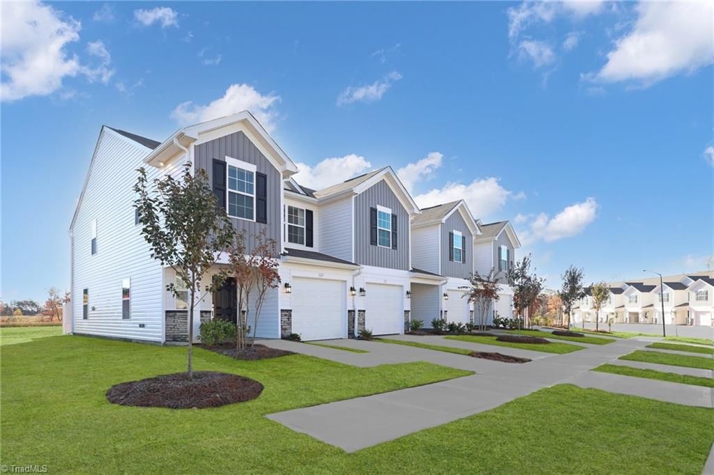 208 Plumtree Court King, NC 27021 - Photo 1 of 30