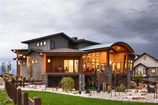 $1,895,000 | 3 Kingsman Drive, Camdenton, MO 65020