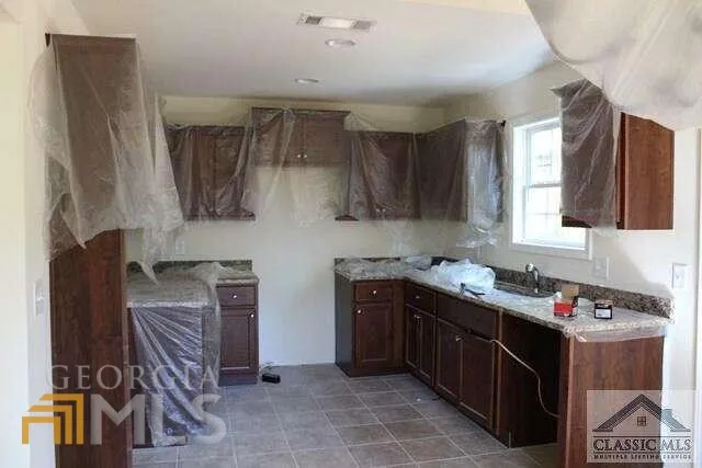 $1,595 | 110 White Terrace, Athens, GA 30605