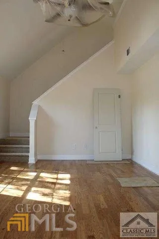 $1,595 | 110 White Terrace, Athens, GA 30605