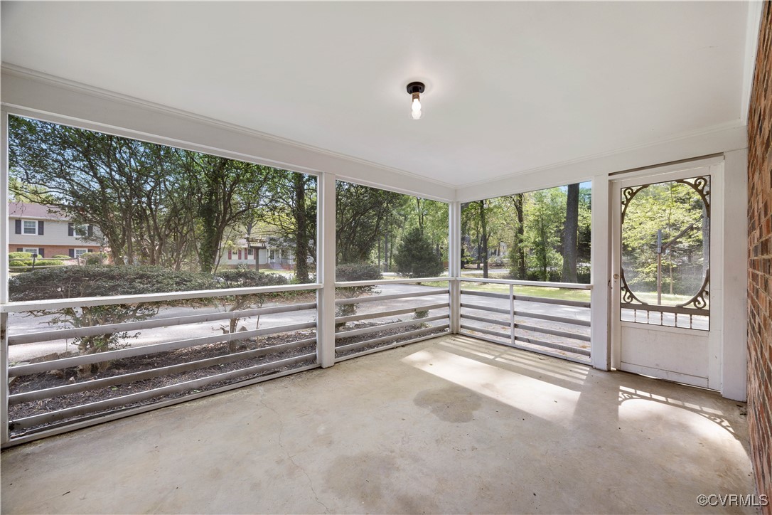 11801 Winfore Drive Midlothian, VA 23113 - Photo 8 of 32 Screen Porch
