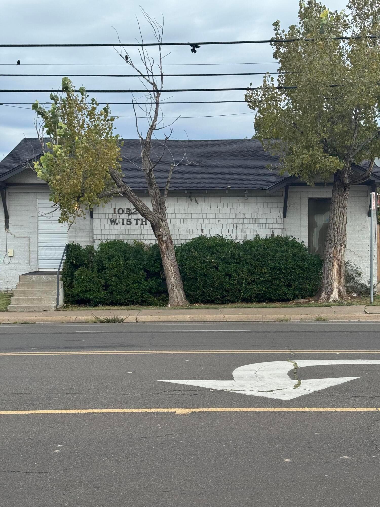 1022 Southwest 15th Avenue Amarillo, TX 79102 - Photo 4 of 11 a view of a house with a street