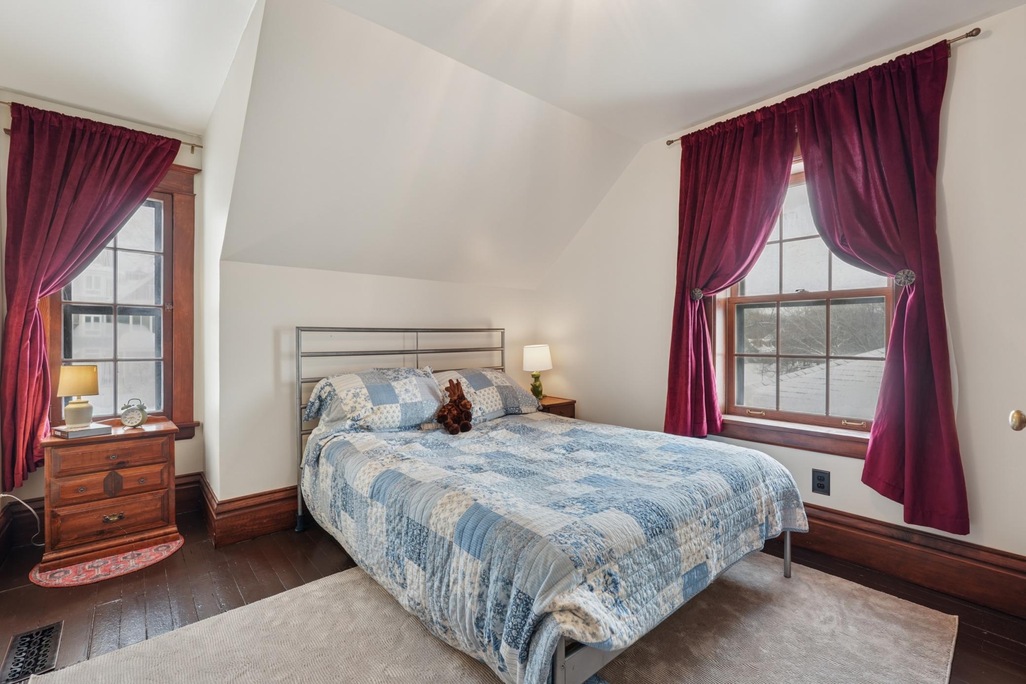 2566 18th Avenue East North St. Paul, MN 55109 - Photo 26 of 42