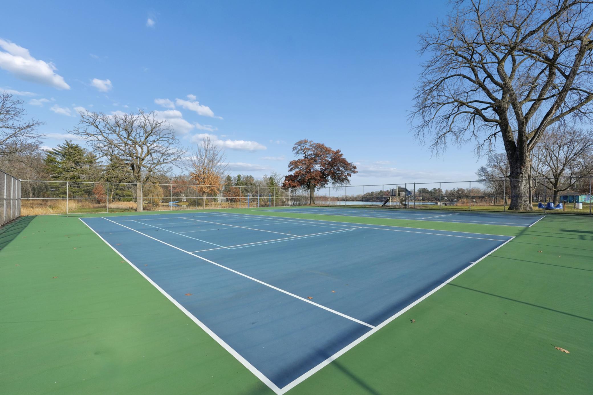 2566 18th Avenue East North St. Paul, MN 55109 - Photo 37 of 42