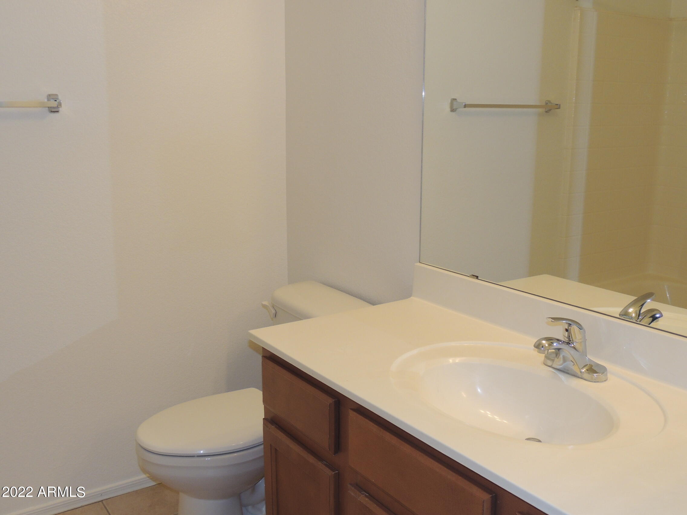 1886 East Don Carlos, Unit 165 Tempe, AZ 85281 - Photo 21 of 34 a bathroom with a sink and a toilet