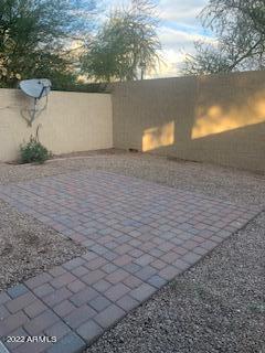 1886 East Don Carlos, Unit 165 Tempe, AZ 85281 - Photo 33 of 34 a view of a terrace space