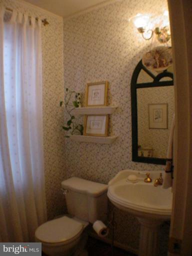 14200 Sturtevant Road Silver Spring, MD 20905 - Photo 14 of 20 Half Bath 1