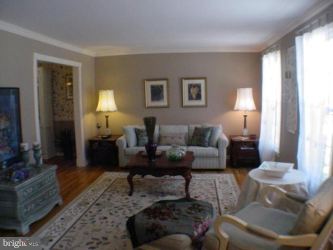 14200 Sturtevant Road Silver Spring, MD 20905 - Photo 4 of 20 Living Room #2