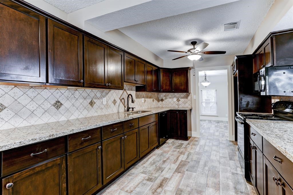 1827 Riverwood Trail Spring, TX 77386 - Photo 8 of 22