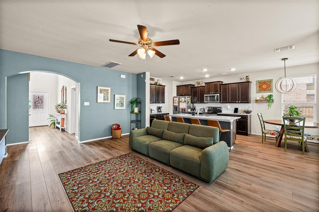 2816 Brosnan Road Lorena, TX 76655 - Photo 7 of 39 Gallery Image 7
