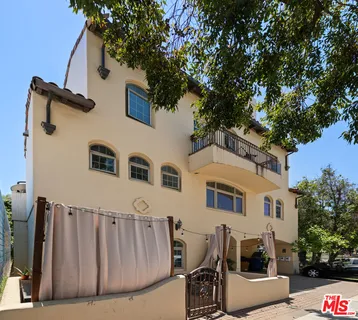 $2,050,000 | 44 East Thompson Boulevard, Ventura, CA 93001