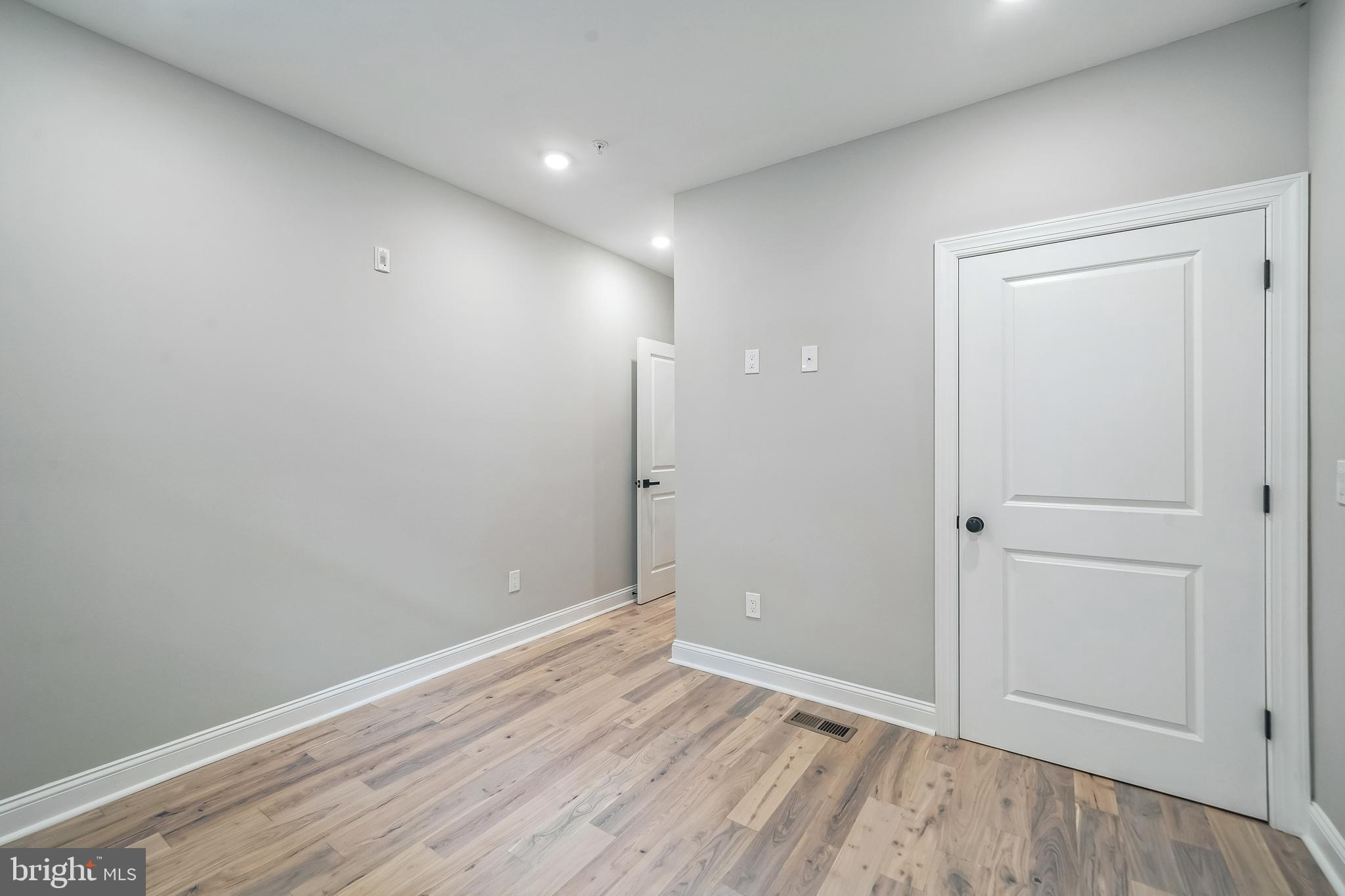 1702 South 22nd Street, Unit 2 Philadelphia, PA 19145 - Photo 8 of 19