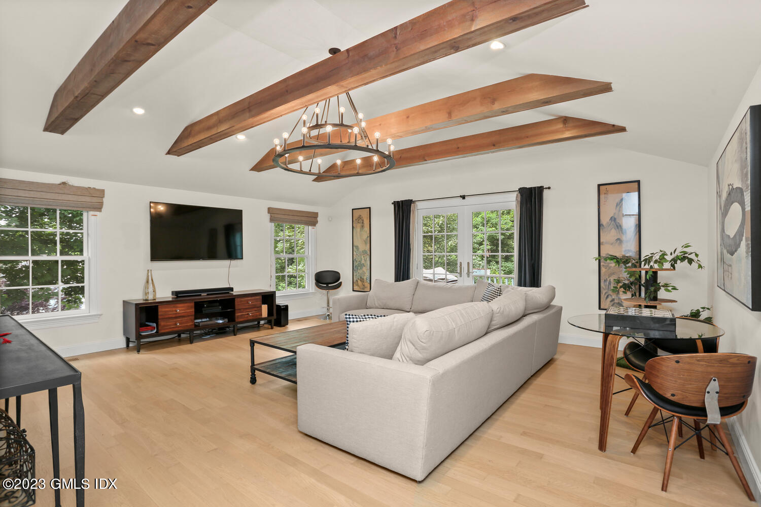 18 Candlelight Place Greenwich, CT 06830 - Photo 13 of 29 a living room with furniture and a flat screen tv