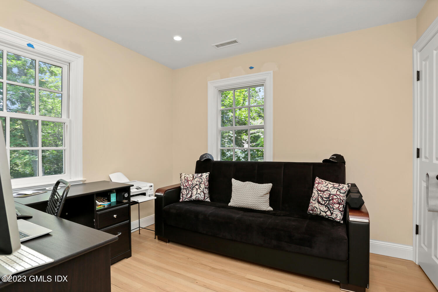 18 Candlelight Place Greenwich, CT 06830 - Photo 15 of 29 a living room with furniture and a window